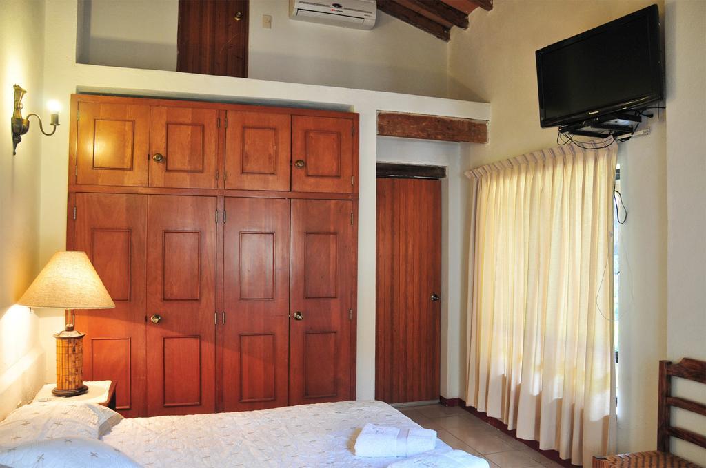 Hostal La Parroquia En Комала Экстерьер фото
